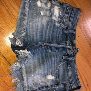 Adorable High waisted shorts